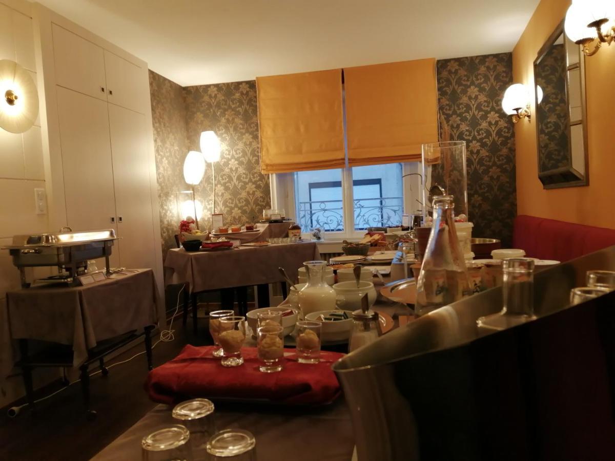 Logis Hotel La Breche - Restaurant Berthelot Amboise Luaran gambar