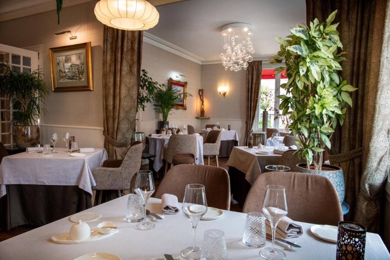 Logis Hotel La Breche - Restaurant Berthelot Amboise Luaran gambar