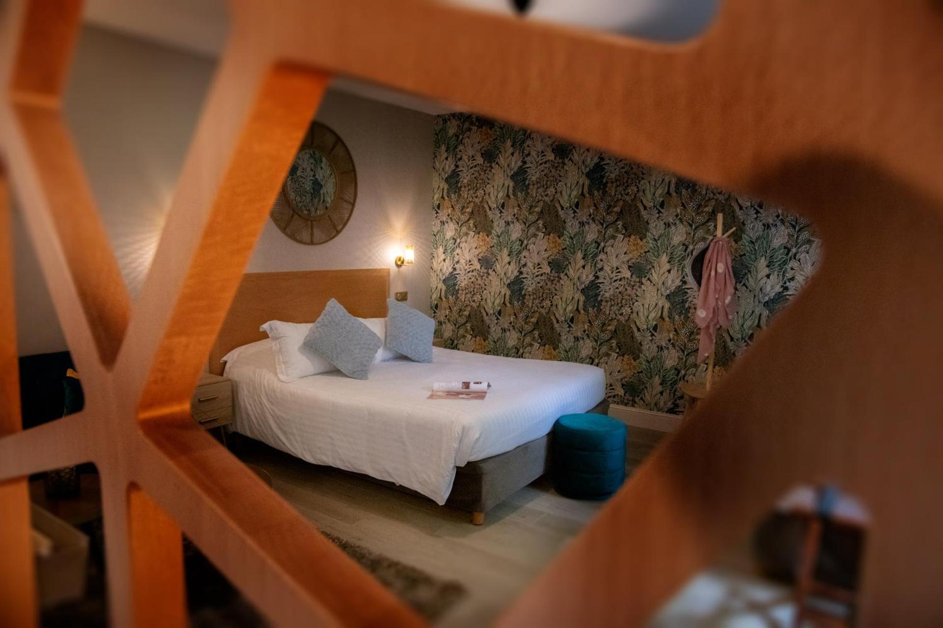 Logis Hotel La Breche - Restaurant Berthelot Amboise Luaran gambar