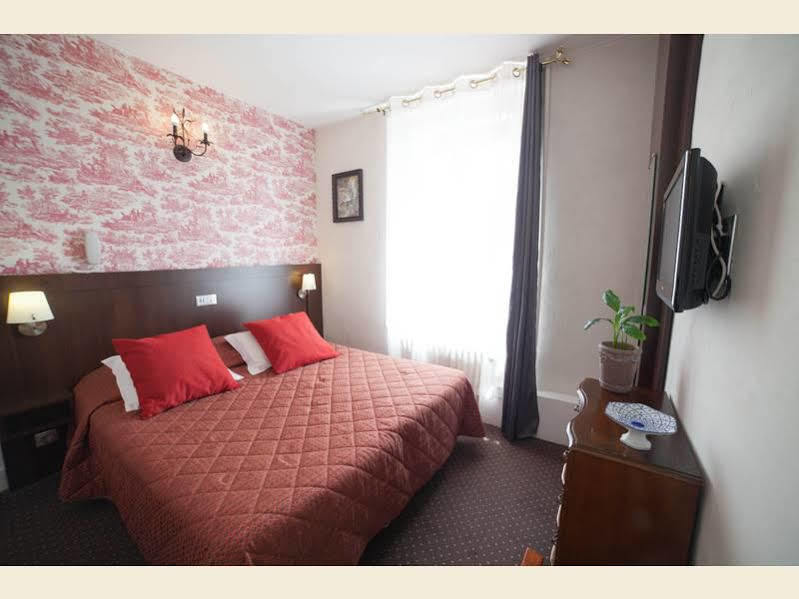 Logis Hotel La Breche - Restaurant Berthelot Amboise Luaran gambar